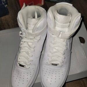 Nike Men's Classic White High-Tops